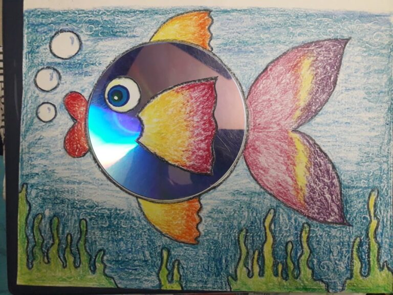 1-CD_Fish_YellowIdeas